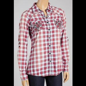 BKE Buckle ROAR long sleeve button up red flannel